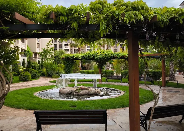 Cascadas, With A Pool View Appartamento *